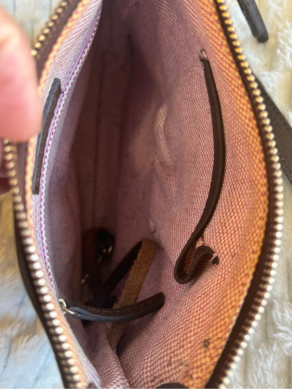 Dooney and Burke brown pebbled Crossbody with gold hardware adjustable strap